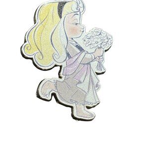 Disney Aurora Princess Trading Pin Sleeping Beauty Flowers Lapel Pin Badge Pin